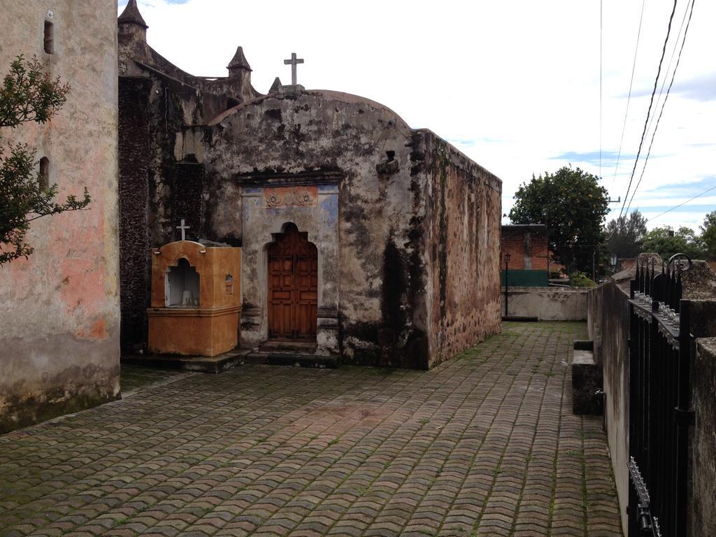 Tubohotel Tepoztlán Exteriör bild